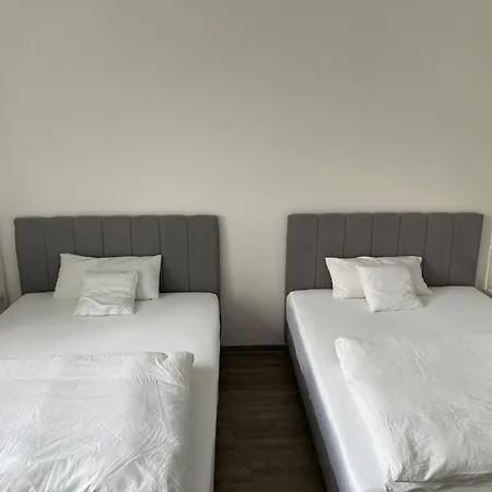 2-3 People In Peaceful Auberge de jeunesse Cassel