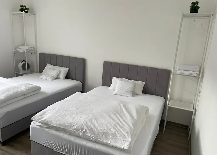 2-3 People In Peaceful Vandrerhjem Kassel